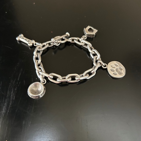 Fine Art Collection Silver Dog Charm Bracelet. (vintage) - Picture 1 of 4